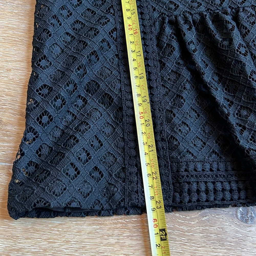 Banana Republic Black Lace Sleeveless Peplum Top - Picture 6 of 6